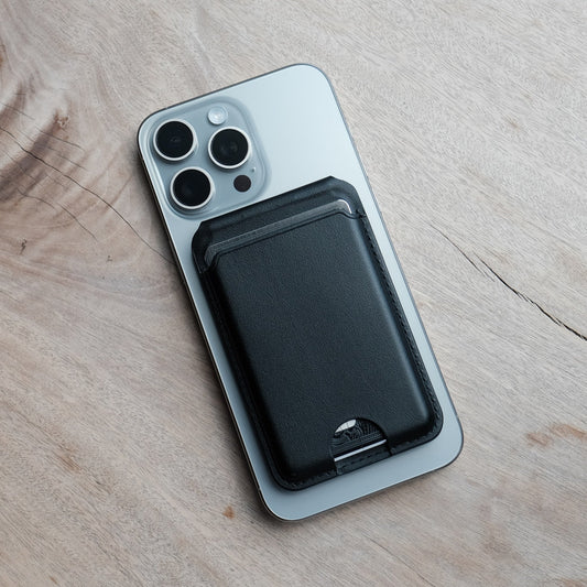 Beam MagSafe Wallet & Stand