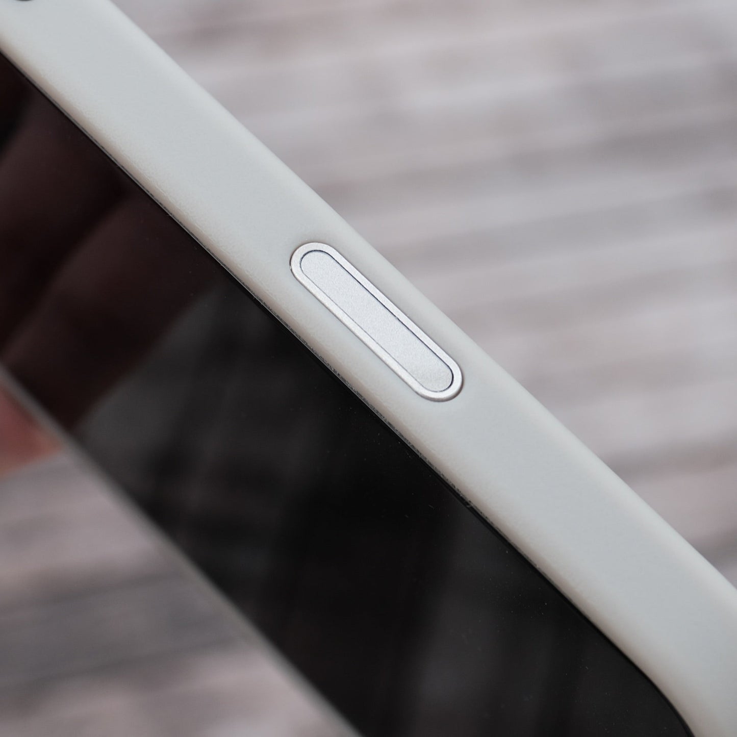 Beam Armour - for iPhone 16 Pro