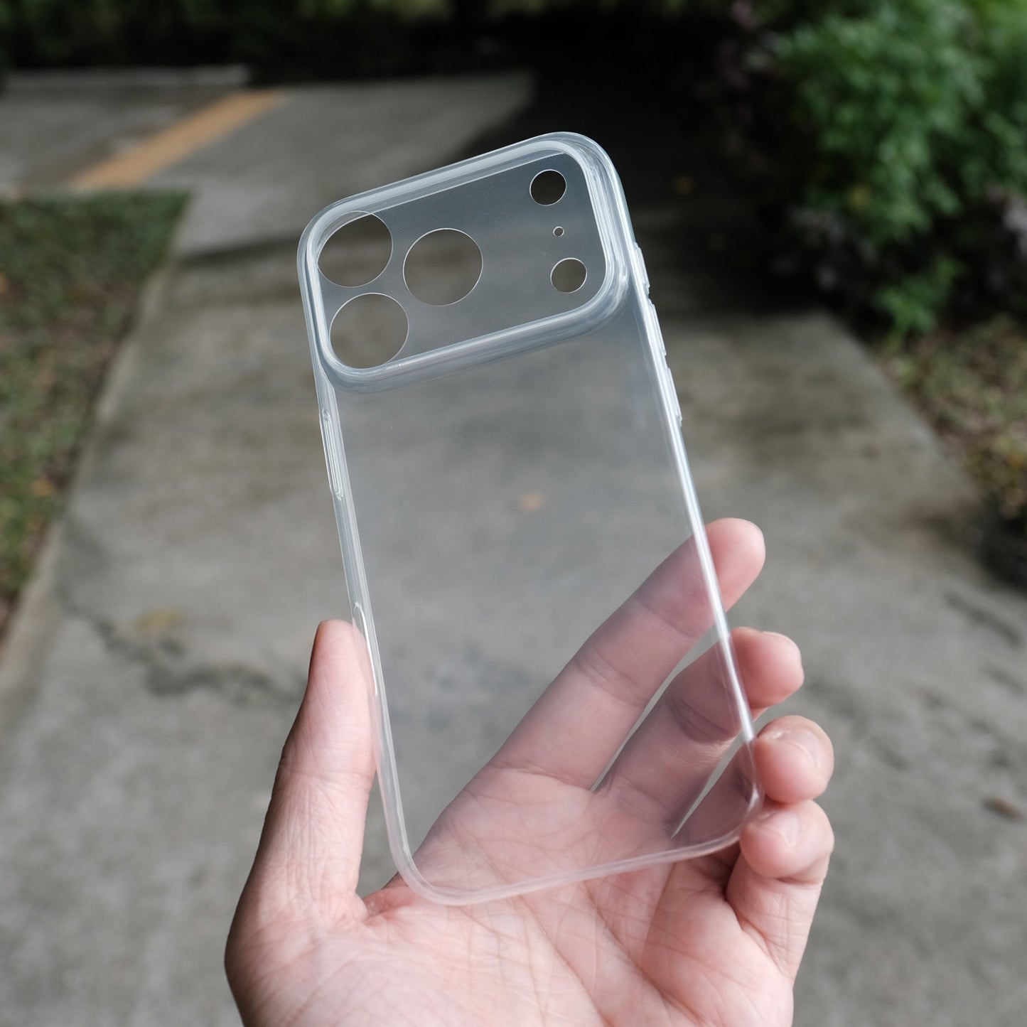 Beam Naked - for iPhone 17 Pro