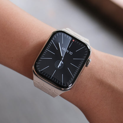 MagnaLoop Apple Watch Band